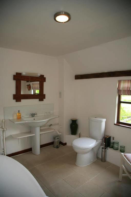 Bishopsdale Oast Bed and Breakfast Άσφορντ Εξωτερικό φωτογραφία